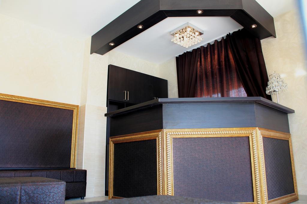 تْشيرسيك نوفي Novi Apartments المظهر الخارجي الصورة